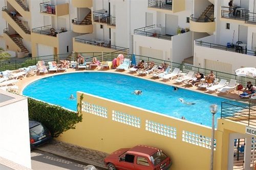 Apartahotel Clube Meia 3*